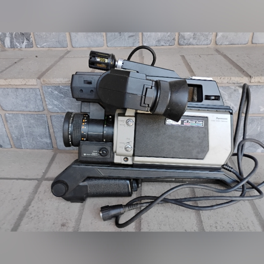 Vintage Panasonic omnipro video camera with accessories made in japan